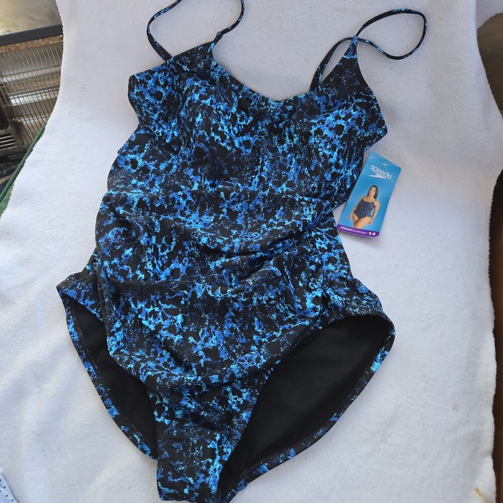NWT Women's Speedo SZ 14 Front Shirred One Piece Swimsuit